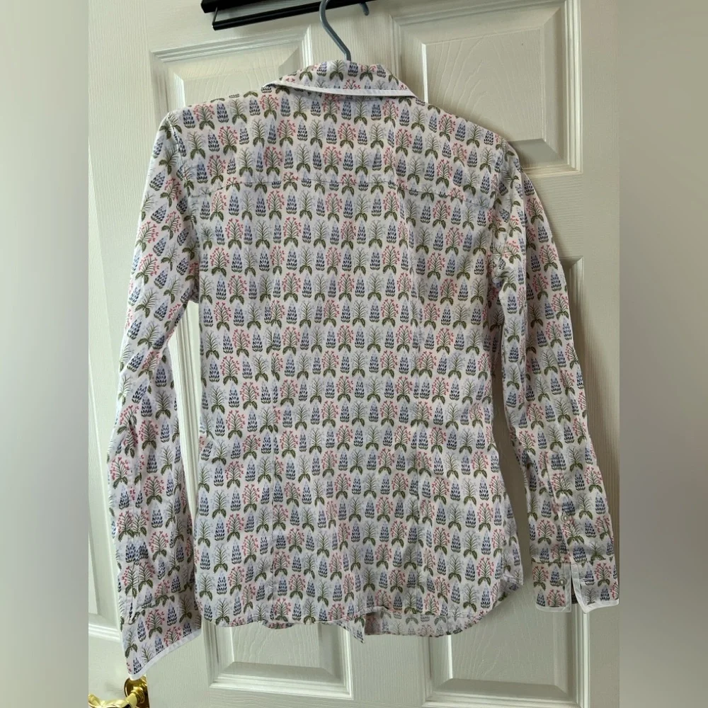 Brooks Brothers Floral Patterned Button-Up Shirt 4 - Picture 4 of 8